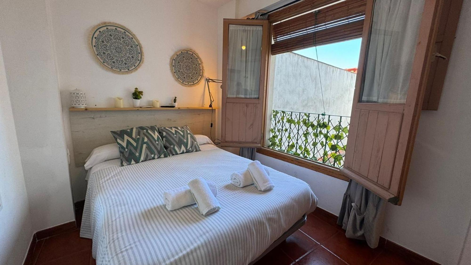 Bed & Breakfast Plaza Mayor Corredera *